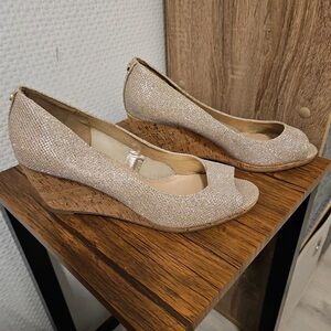 Elegant Glittering Wedge Heels